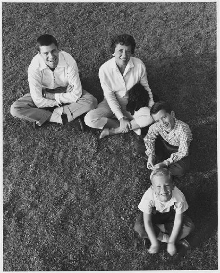 Where Are Jerry Lewis Sons Today? Why Did He Disown Them?