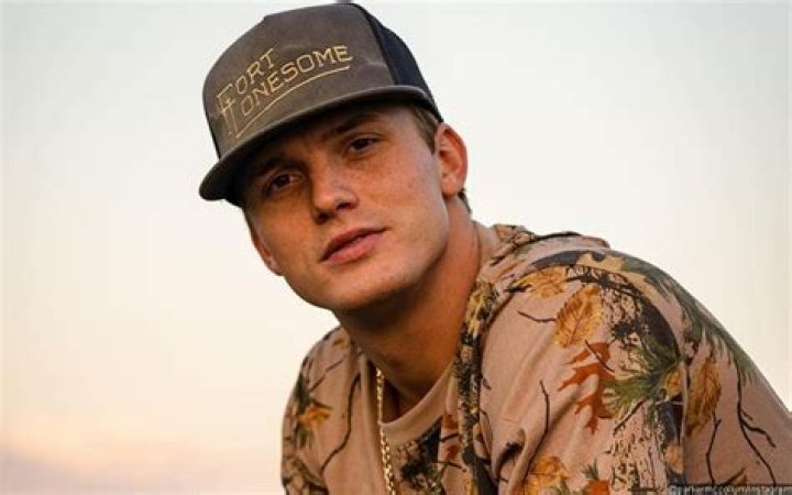 Where Is Parker McCollum From, What is His Age and Net Worth?
