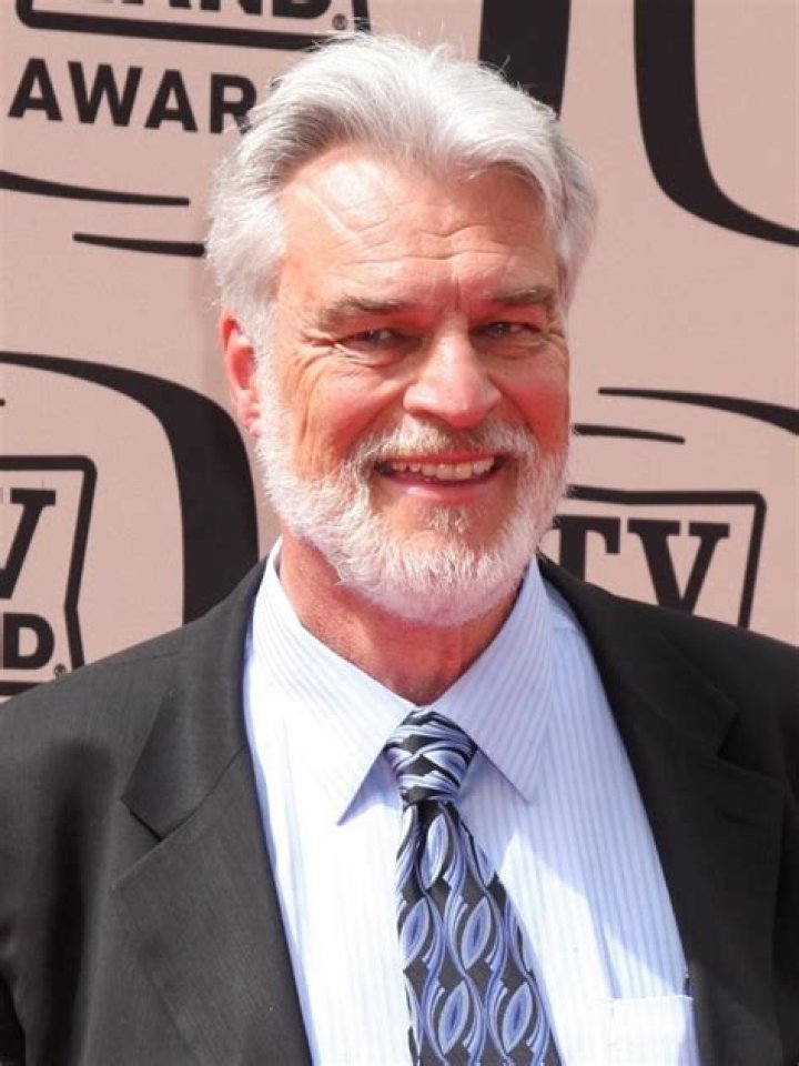 
Where is Richard Moll now? Height, Net Worth. Is he still alive? 