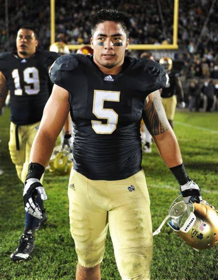 
Where Is Roniah “Naya” Tuiasosopo Currently? The Catfishing Hoax Against Manti Te’o Is Featured On Netflix 