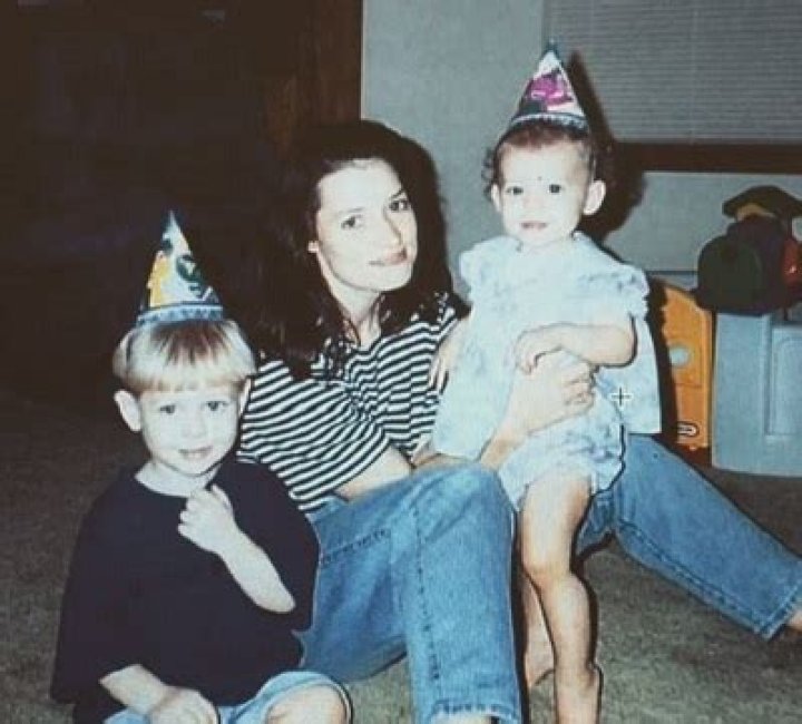 Who Are Actor Mason Dye Parents? Meet His Dad Preston Dye And Mom Taylor Dye