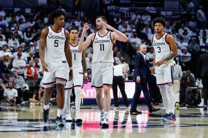 Who Are Corey Floyd Jr. Parents- Everything To Know About The Basketball Guard For UConn Huskies