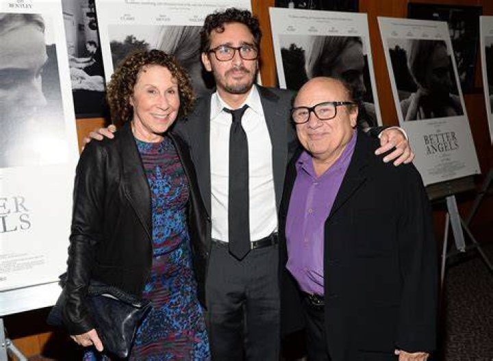 
Who are Danny Devito Parents? Danny Devito Biography, Parents Name and More 