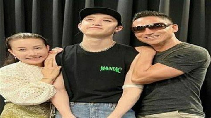 
Who Are Jack And Jessica Bahng? Meet Bang Chan Parents: Wiki And Sibling 