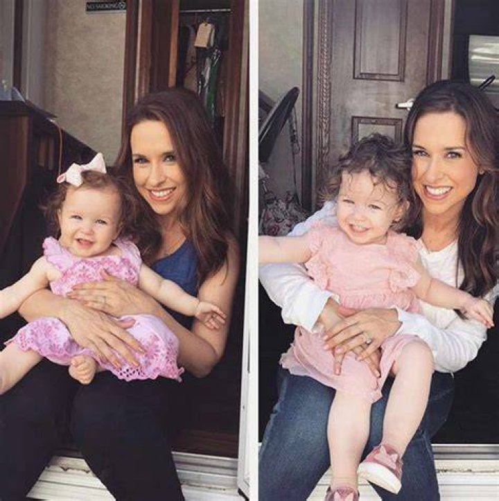 
Who are Lacey Chaberts Parents? Lacey Chabert Biography, Parents Name, Nationality and More 