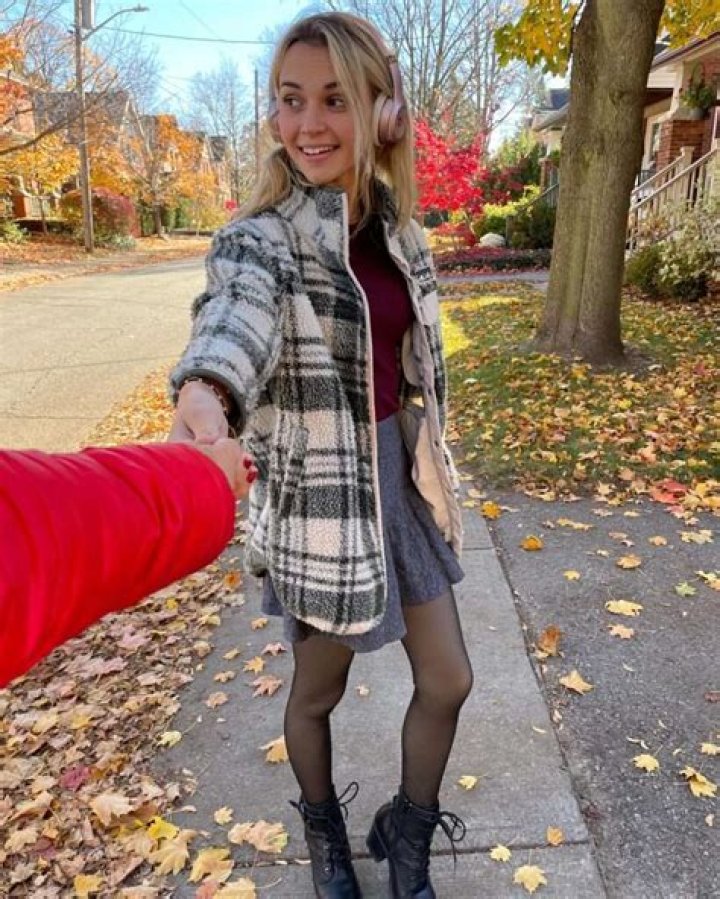 
Who Are Nikki Roumel Parents? Age Family And Net Worth 