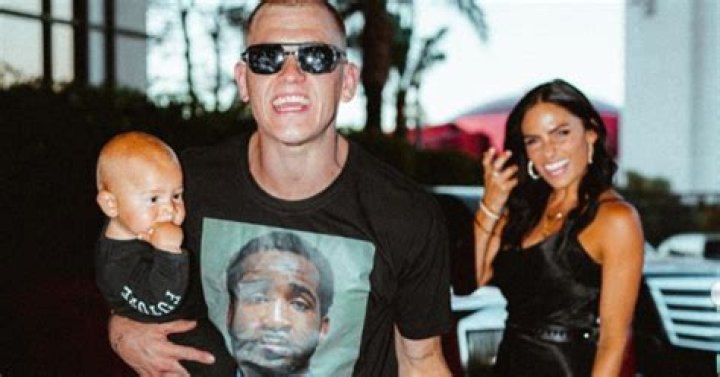 
Who Geoff Neal’s Wife: Is MMA Fighter Ever Married? 