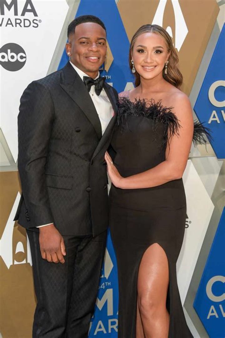 
Who is Alexis Gale, Jimmie Allen’s estranged wife? 
