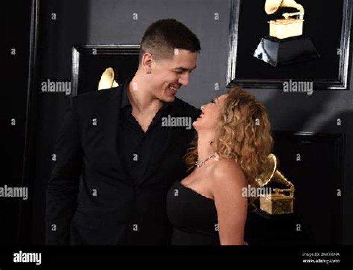 Who is André Murillo, husband of Grammy Award winner Tori Kelly?