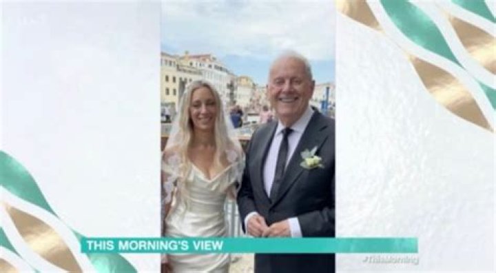 
Who Is Aphra Brandreth? Gyles Brandreth Daughter, Age Net Worth And Partner 