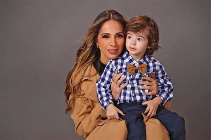 
Who Is Claudia Cervantes Son? 