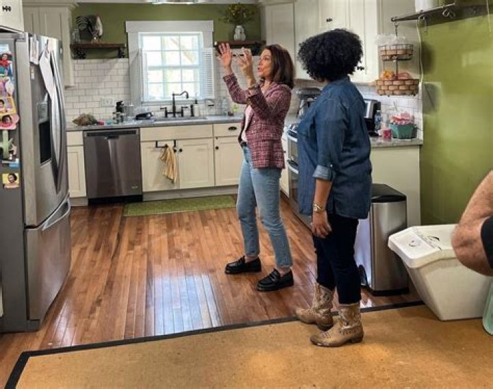 Who Is Hilary Farr Son Joshua Farr? Here What We Know
