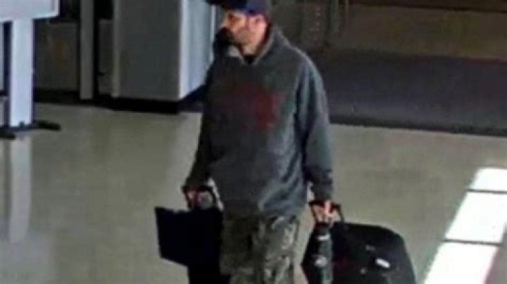
Who is Mark Muffley, man in FBI custody after TSA found explosive device in his bag at Lehigh Valley International Airport, Pennsylvania? 