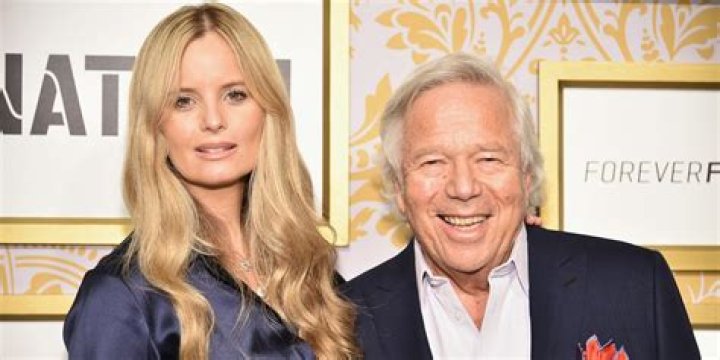 
Who Is Ricki Noel Lander Baby Daddy? Is Robert Kraft Girlfriend Pregnant? 
