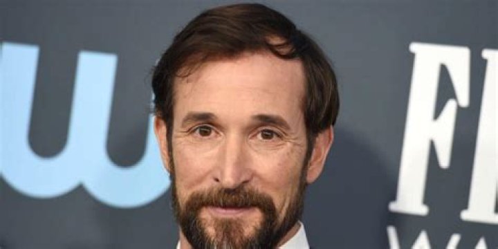 
Who is Sara Wells’ husband, Noah Wyle? Net Worth, Height, Bio 