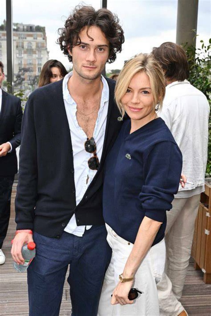 Who Is Sienna Miller Husband? Everything To Know About Her Married Life