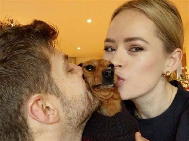 Who Is Tanya Burr Boyfriend Dan Herlihy? His Age And Net Worth- What Does He Do?