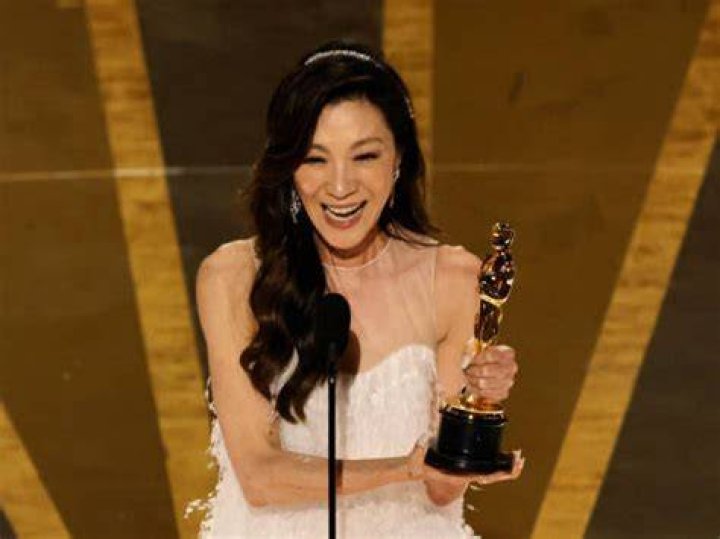
Who took home the Oscar for Best Actor Female this year? 