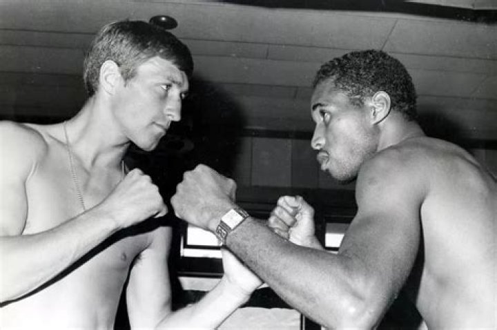 
Who was Ken Buchanan? Scottish boxing icon Ken Buchanan dies at 77 