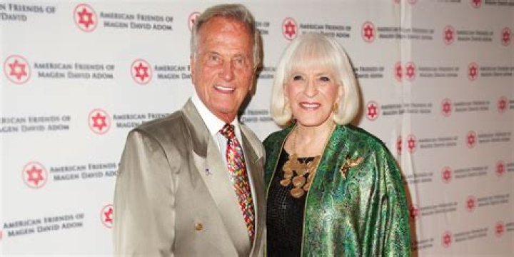 
Who Was Mona Hammond Husband Michael Saunders? Death Cause And Illness Explained 