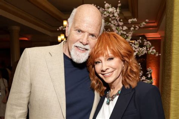 
Why Did Reba And Narvel Divorce After 26 Long Years? 