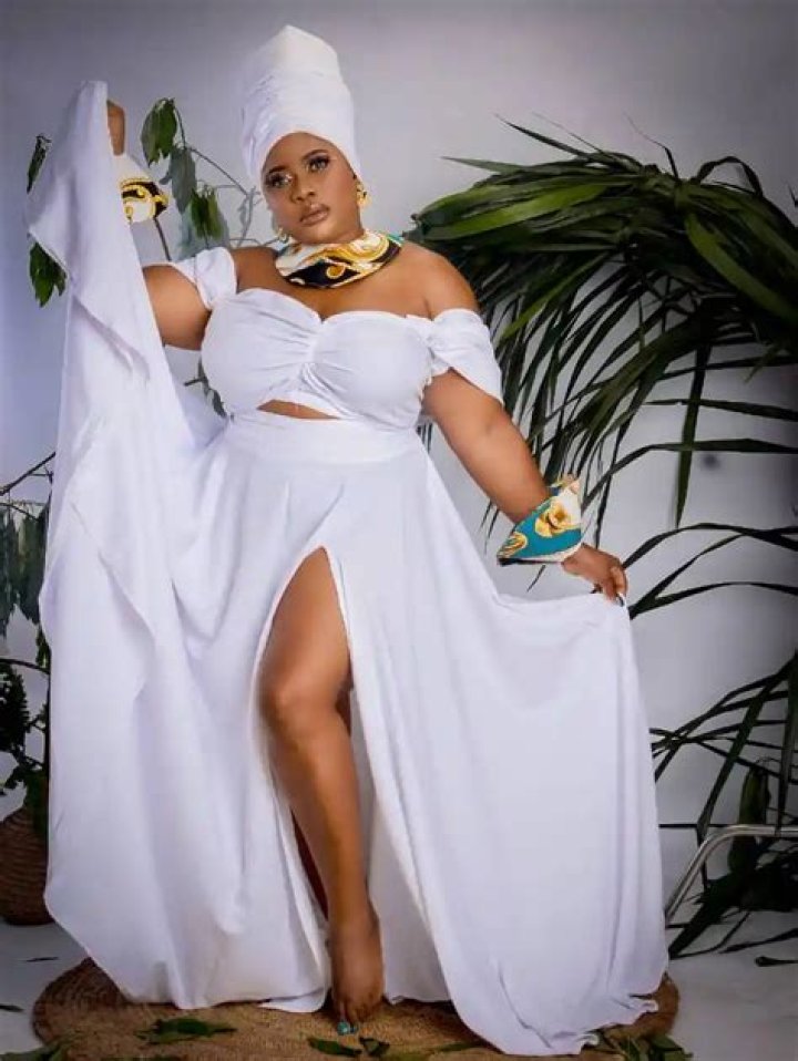 
Why I Am Supporting Halima Abubakar – Queeneth Agbor 