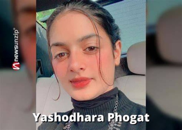 
Yashodhara Phogat Height, Weight, Net Worth, Age, Birthday, Wikipedia, Who, Nationality, Biography 