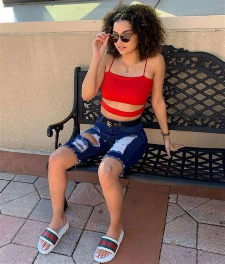 Yasmin Quarker Height, Weight, Net Worth, Age, Birthday, Wikipedia, Who, Nationality, Biography