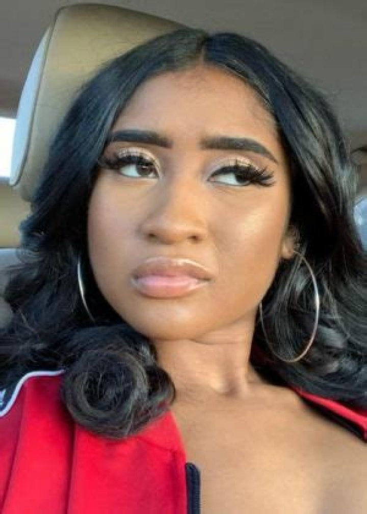 Young Lyric Height, Weight, Net Worth, Age, Birthday, Wikipedia, Who, Nationality, Biography